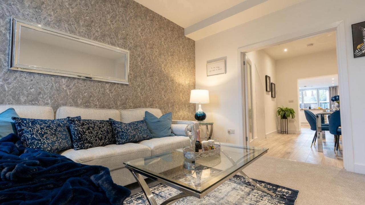 Luxury Living Away From Home Redhill  Eksteriør bilde